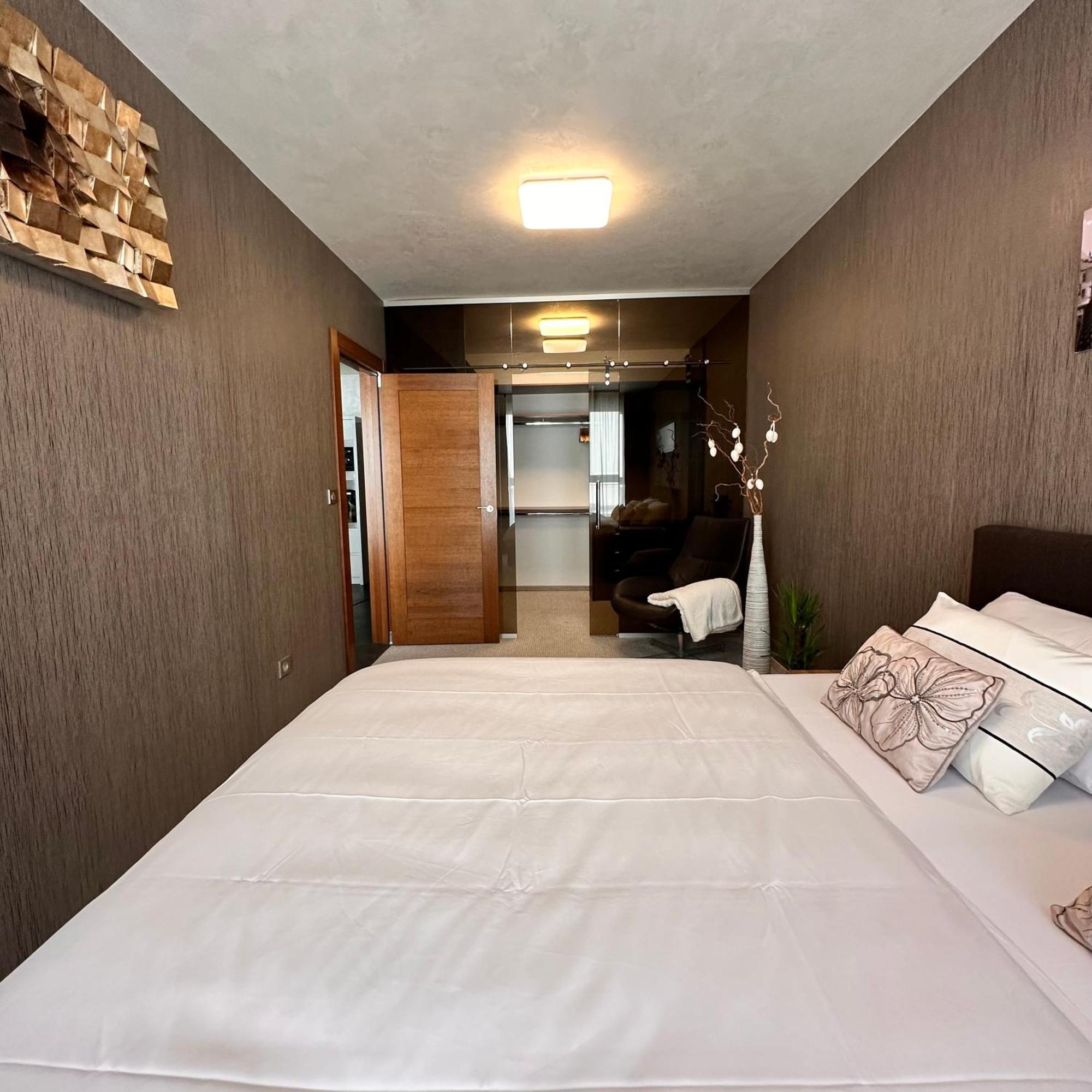 Apartman Leonardo - City Center Trnava Dış mekan fotoğraf